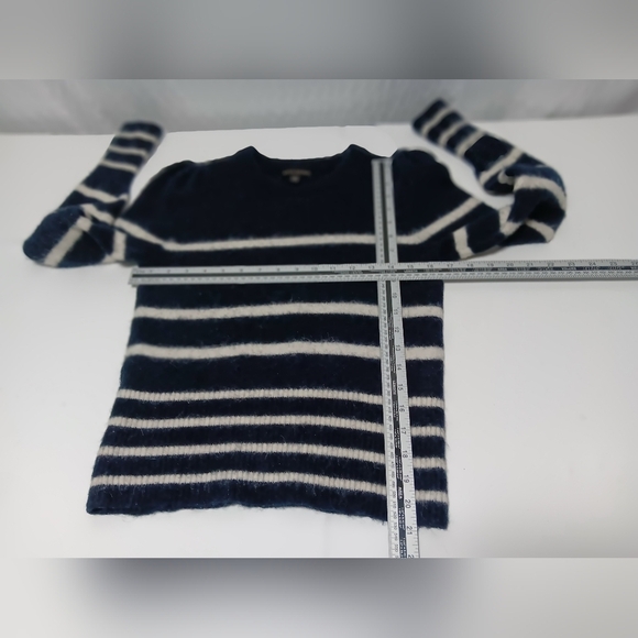 Banana Republic Crew Alpaca Wool blend Ladies Sweater size s - Picture 4 of 8